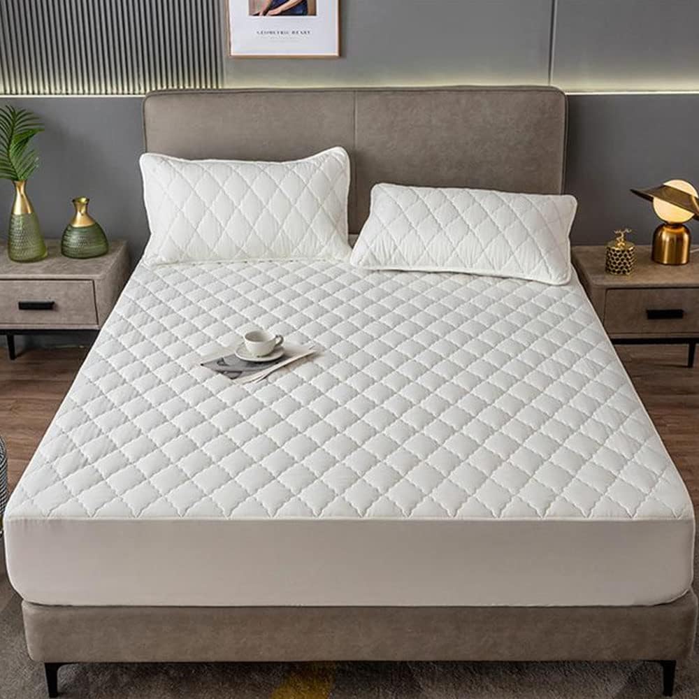 Waterproof Mattress Protector, Breathable Noiseless Cover with Deep Pocket