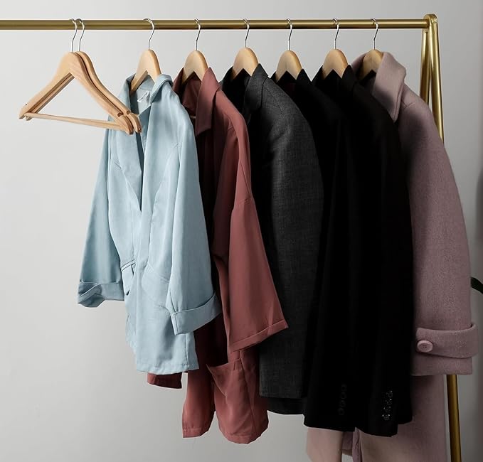Non-Slip Wooden Suit Hangers for Clothes, Dresses, and Coats (Ver Durable)