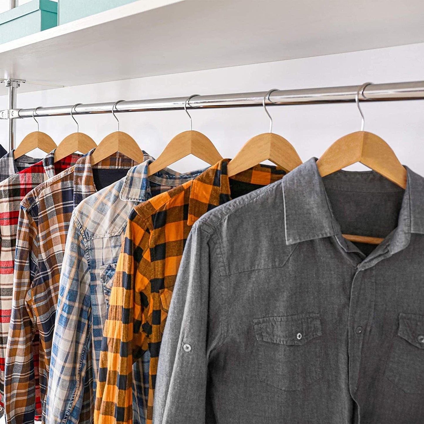Non-Slip Wooden Suit Hangers for Clothes, Dresses, and Coats (Ver Durable)