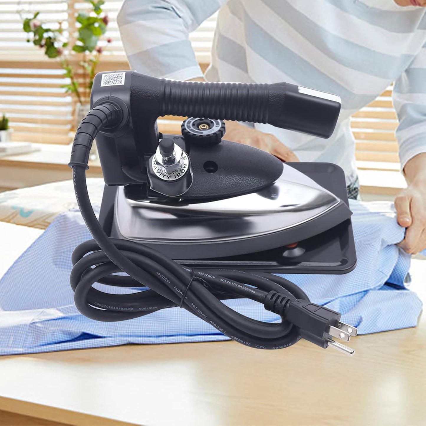 Professional Steam Iron, 110V 1200W Industrial Electric Steam Iron Gravity Feed Iron