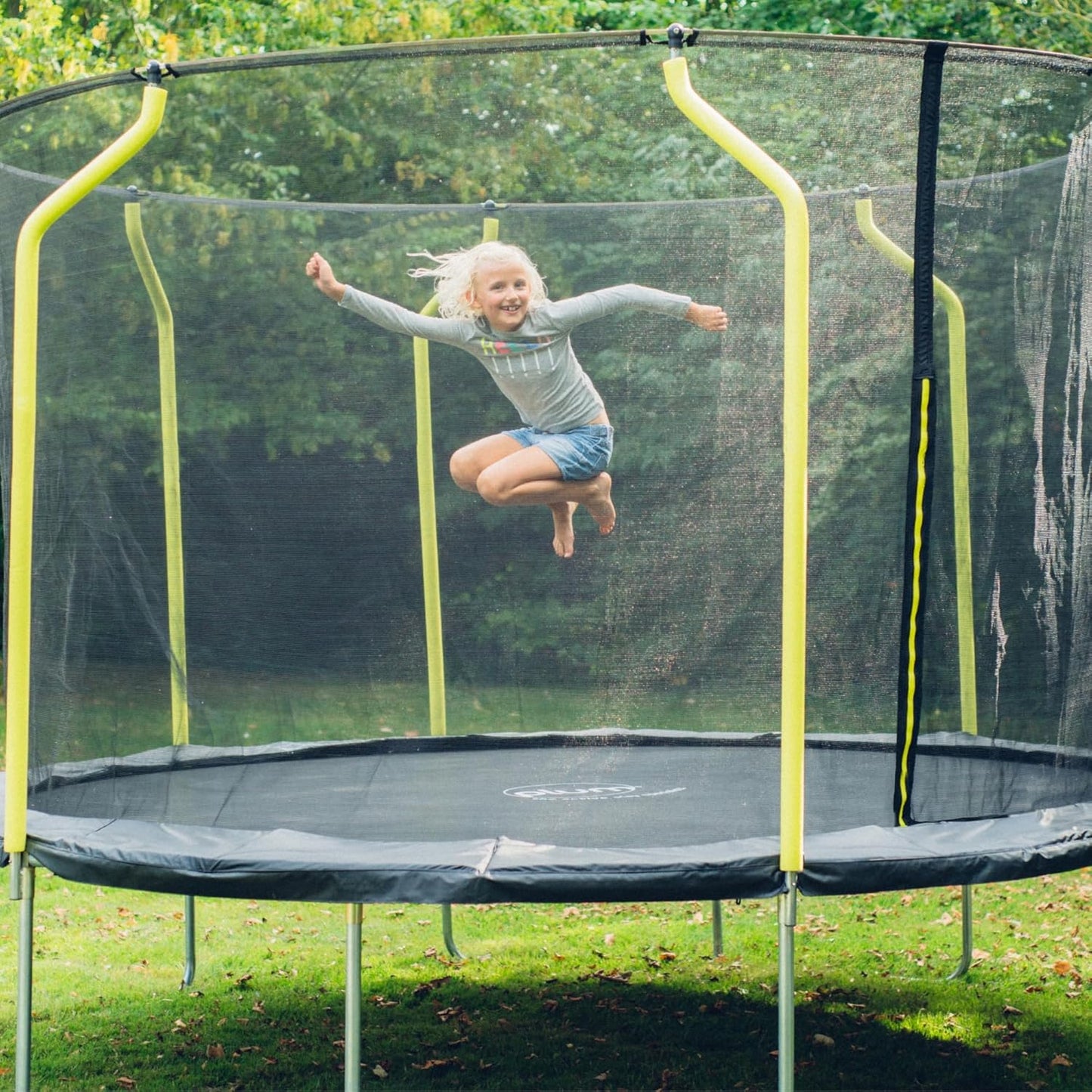 8Ft Wave Springsafe Trampoline & Enclosure