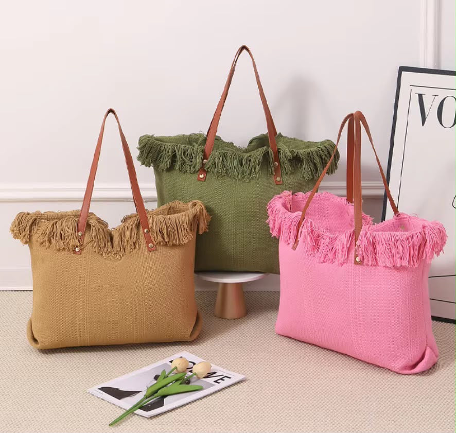 Women’s Fringe Tote Bag – Stylish Everyday Shoulder Bag