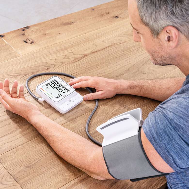 Automatic digital Blood Pressure Monitor, White